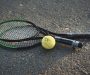 Paus wil tennissen met parochiejeugd Castel Gandolfo